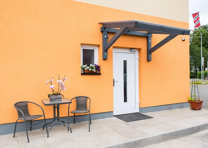 Ferienwohnungen und Zimmer Yassi